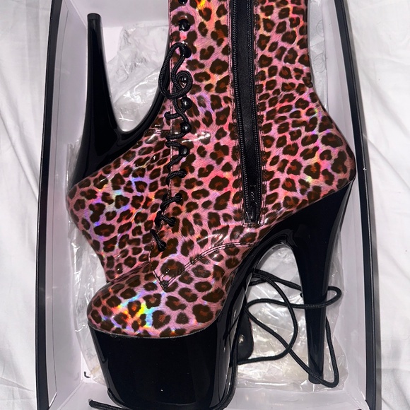 Pleaser Shoes - Pleaser Shoes